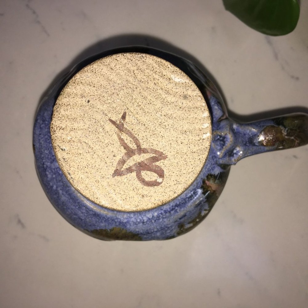 FIRM!  Artisan made Coffee/Tea Travel Mug - Picture 5 of 5